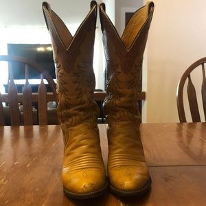 Justin Cowgirl Boots